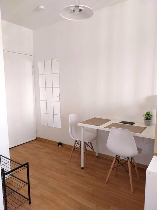 Cosy Studio + Parking Gratuit * Marseille